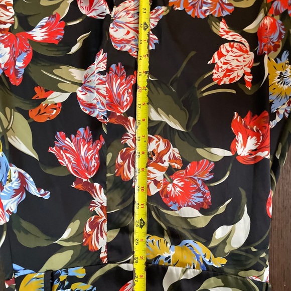ZARA Floral Offset Slit Skirt. - Picture 10 of 12